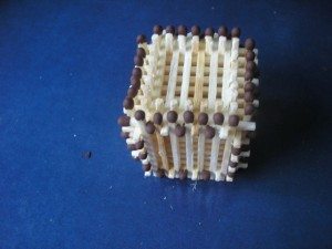 Как сделать домик из спичек своими руками пошаговая инструкция.